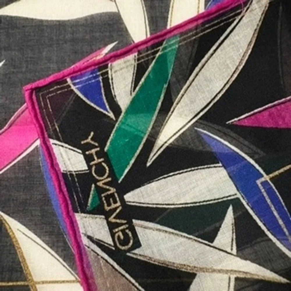 Vtg GIVENCHY Scarf Handkerchief Abstract Leaf Black Multi 18